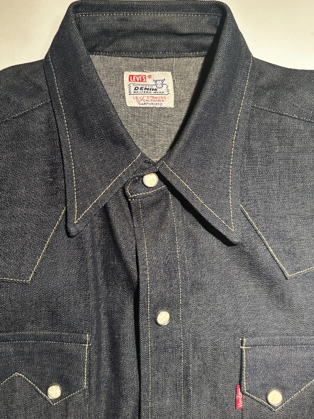 Levi's 'Big E' Denim Western Shirt - Picture 5 of 16
